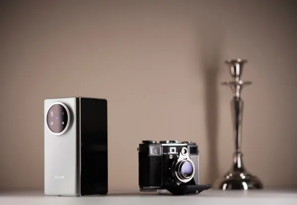 Vivo X Fold 5 with camera
